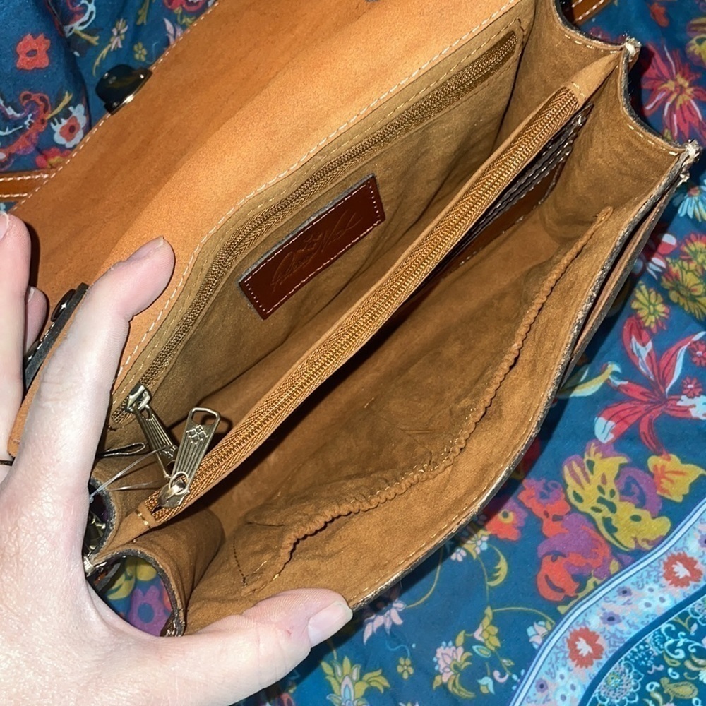 Brand New Patricia Nash Genuine Tooled Leather Lanza Crossbody Purse Florence - Picture 12 of 16